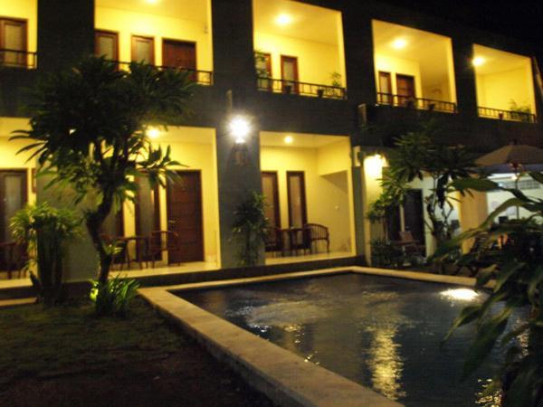 Grand Bimasena Hotel Legian  Exterior photo